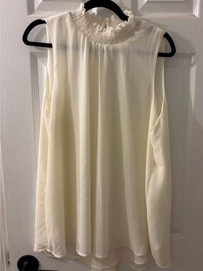 Gibson Cream Ruffle Smocked Neck Blouse